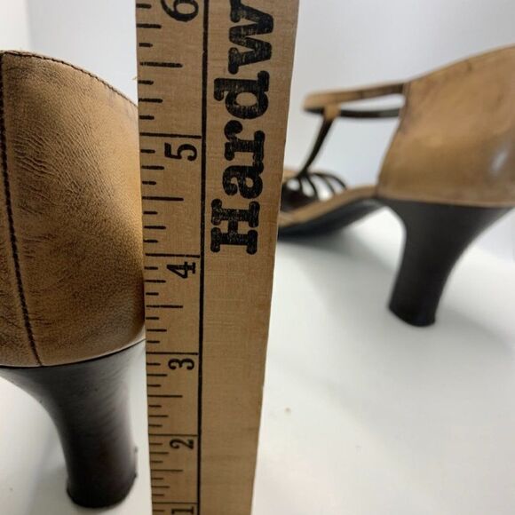 Bandolino Heel - Picture 5 of 8